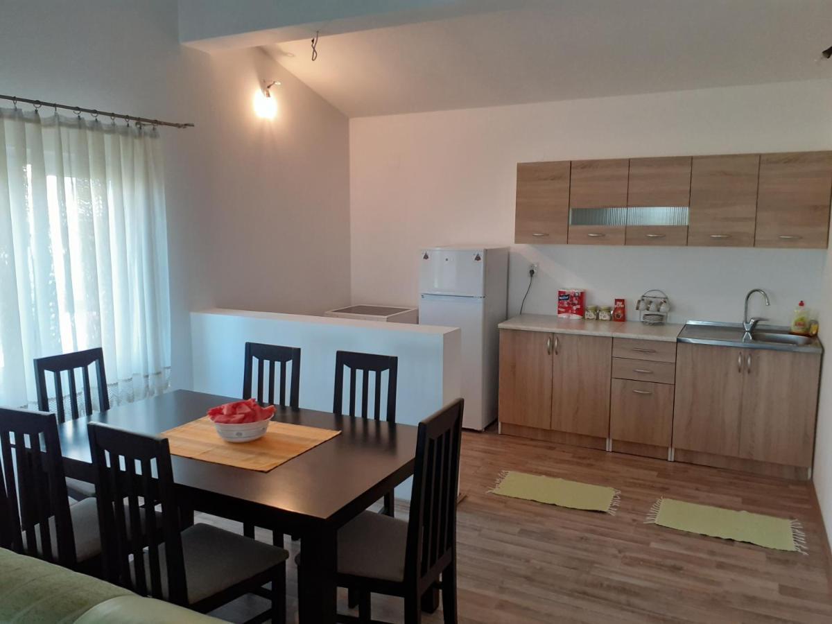 Apartment Vuk I Novak Ulcinj Extérieur photo