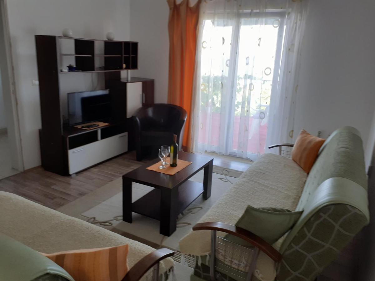 Apartment Vuk I Novak Ulcinj Extérieur photo