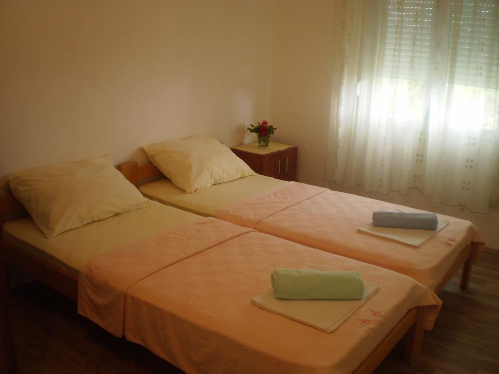Apartment Vuk I Novak Ulcinj Extérieur photo