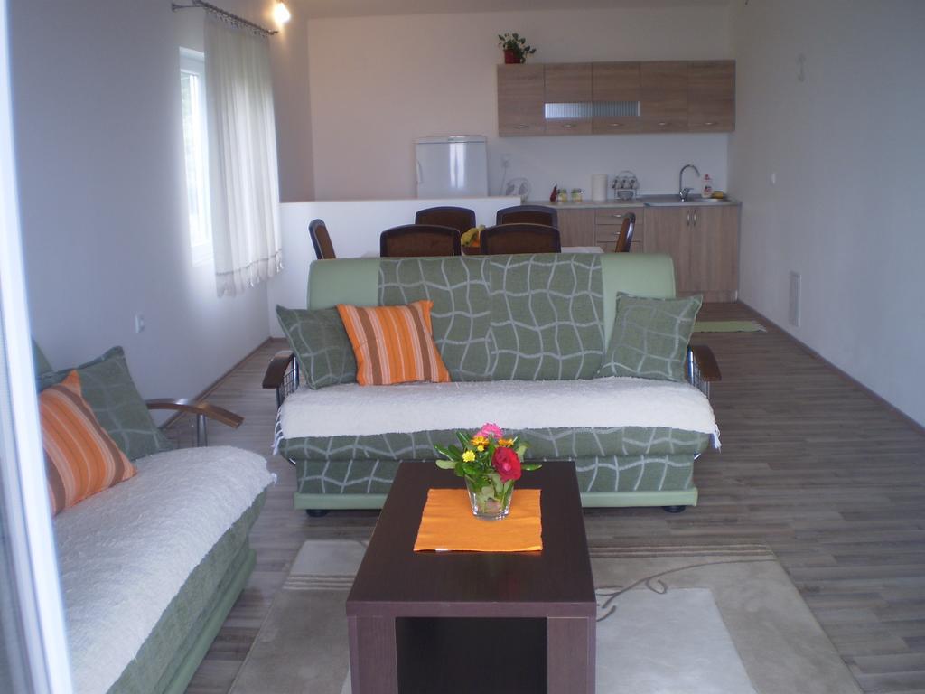 Apartment Vuk I Novak Ulcinj Extérieur photo